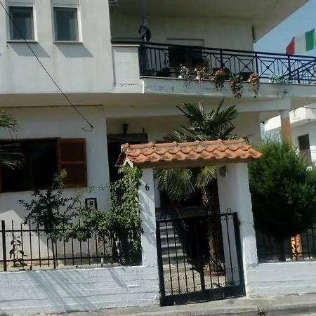 Apartment Residenza Monopati Beach